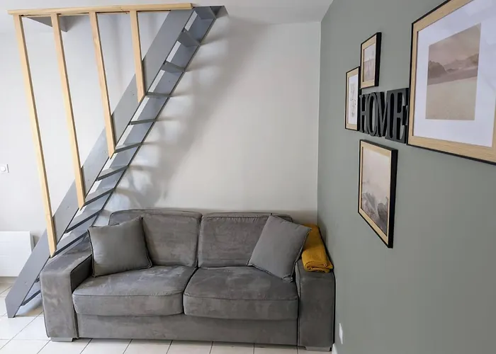 L'apostrophe - Duplex Et Terrasse دويه